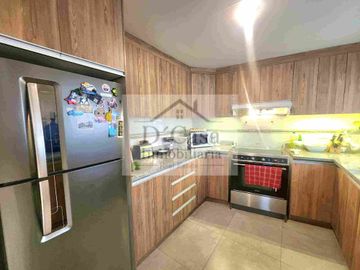 Casa de Venta en Super Stock 3 dormitorios 2 garajes