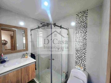 Casa de Venta en Super Stock 3 dormitorios 2 garajes