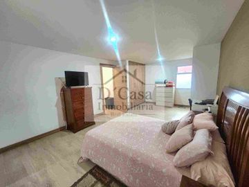 Casa de Venta en Super Stock 3 dormitorios 2 garajes