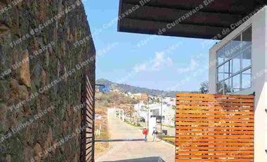 ESTRENE CASA EN FRACCIONAMIENTO CON VIGILANCIA, HERMOSO ESTILO CONTEMPORÁNEO, AUTOSUSTENTABLE..