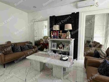 Rumah 2 lantai siap huni sudah renov di dalam cluster Jakarta Garden City Cakung Jakarta Timur