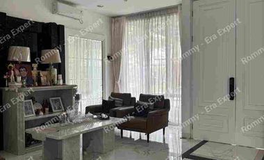 Rumah 2 lantai siap huni sudah renov di dalam cluster Jakarta Garden City Cakung Jakarta Timur
