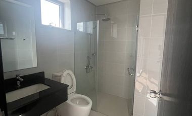 Luxury 3BR Condo for Sale in Park Triangle, Taguig – 232sqm Bare Unit with Balcony | ₱95M