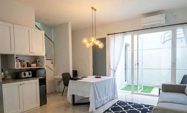 Murah Rumah 2 Lantai Siap Huni Full Furnish di Cluster Caspian Grand Harvest, Surabaya Barat
