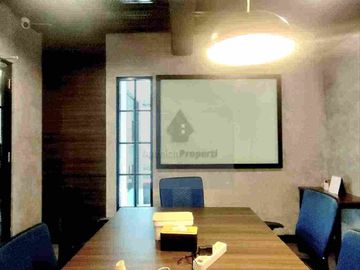 RUMAH KANTOR TANAH LUAS DEKAT PINTU TOL DAN TERMINAL, AKSES LEBAR ASRI DAN NYAMAN, DEKAT SENTRA BISNIS