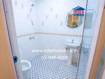 Single-story house, 40 sq.wa., Thepthip Niwet Village, near AC Market, Sai Mai Soi 10, Sai Mai Road, Sai Mai District, Bangkok.