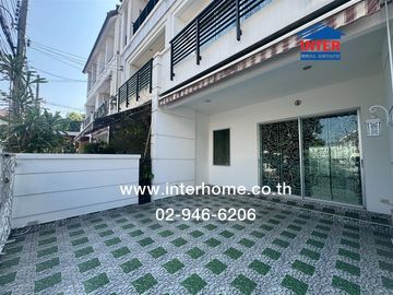 Three-story townhouse, 20 sq.wa., Klang Muang Urbanian Village, Soi Sukhumvit 113, Sukhumvit Road, Soi Dan Samrong 32, Mueang Samut Prakan, Samut Prak
