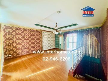 Three-story townhouse, 20 sq.wa., Klang Muang Urbanian Village, Soi Sukhumvit 113, Sukhumvit Road, Soi Dan Samrong 32, Mueang Samut Prakan, Samut Prak