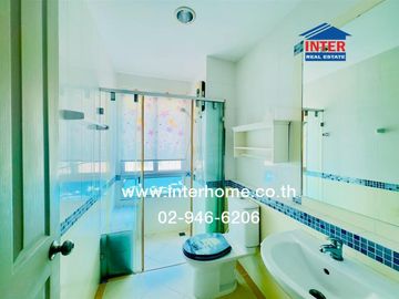 Three-story townhouse, 20 sq.wa., Klang Muang Urbanian Village, Soi Sukhumvit 113, Sukhumvit Road, Soi Dan Samrong 32, Mueang Samut Prakan, Samut Prak