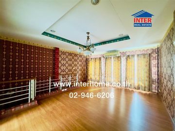 Three-story townhouse, 20 sq.wa., Klang Muang Urbanian Village, Soi Sukhumvit 113, Sukhumvit Road, Soi Dan Samrong 32, Mueang Samut Prakan, Samut Prak