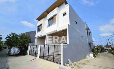Dijual cepat rumah baru 2 lantai di pondok ungu permai Bekasi