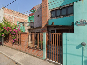 Casa En Remate Bancario- Centro, Ciudad Manuel Doblado, Guanajuato.