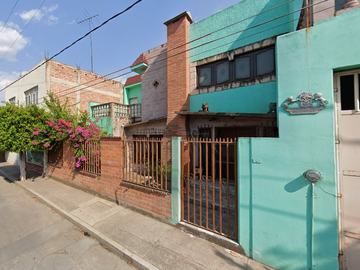 Casa En Remate Bancario- Centro, Ciudad Manuel Doblado, Guanajuato.