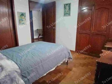 CASA EN VENTA  4 HAB🏡 – COTOCOLLAO