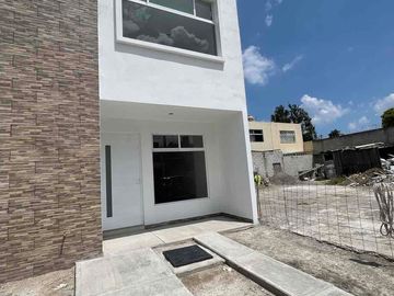 CASA PREVENTA  CERCANA A LA 16 SEPTIEMBRE POR SORIANA TORRECILLAS