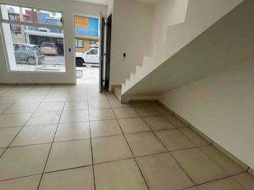CASA PREVENTA  CERCANA A LA 16 SEPTIEMBRE POR SORIANA TORRECILLAS