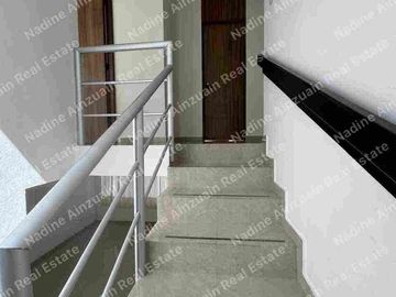 CASA EN RENTA UBICADA EN RESIDENCIAL AQUA I,  CANCÚN SOBRE AVENIDA HUAYACAN,4 RECÁMARAS, AMENIDADES, SEGURIDAD 24 HORAS.