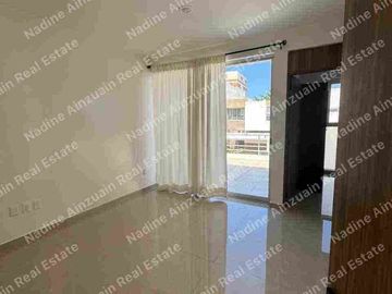 CASA EN RENTA UBICADA EN RESIDENCIAL AQUA I,  CANCÚN SOBRE AVENIDA HUAYACAN,4 RECÁMARAS, AMENIDADES, SEGURIDAD 24 HORAS.