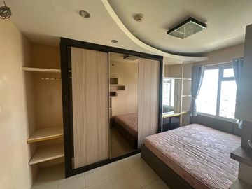 disewa apartemen green lake sunter,2kamar,furnished,siap huni,luas 42,3 AC dan waterheater,14 juta/3bulan