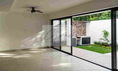 RENTA CASA  HUAYACAN VIA CUMBRES 4 HABITACIONES