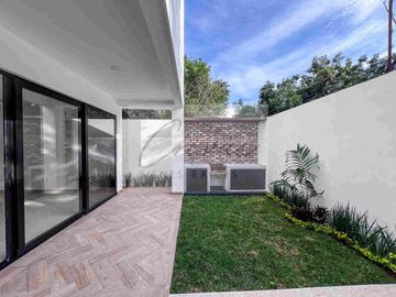 RENTA CASA  HUAYACAN VIA CUMBRES 4 HABITACIONES