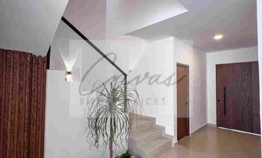 RENTA CASA  HUAYACAN VIA CUMBRES 4 HABITACIONES