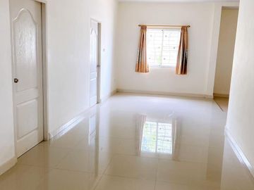 House for sale at Marouy Motorway, Chachoengsao. Single-storey detached house, airy and spacious with a large surrounding area.