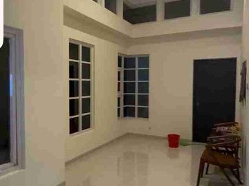 Dijual Rumah Boulevard Cibubur Country Siap huni