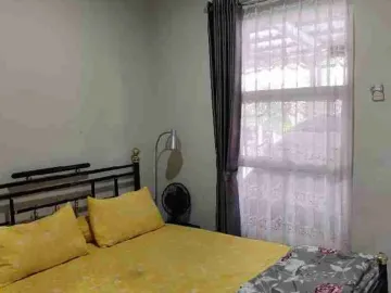 *DIJUAl CEPAT* Rumah 2 Lantai @ Perumahan Metland Menteng.