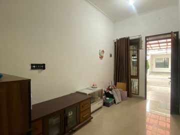 Rumah Bagus Siap Huni Singgasana Pradana, Bandung