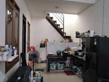 Rumah Bagus Siap Huni Singgasana Pradana, Bandung