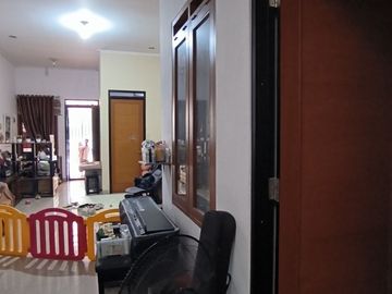 Rumah Bagus Siap Huni Singgasana Pradana, Bandung