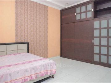 Rumah 3 Lantai Lingkungan Aman Full Furnish di Sunter Agung Barat Jakarta Utara