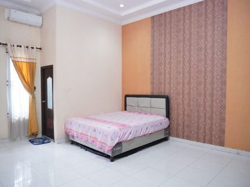 Rumah 3 Lantai Lingkungan Aman Full Furnish di Sunter Agung Barat Jakarta Utara