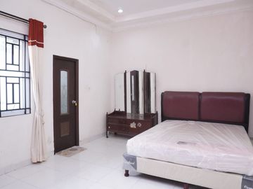 Rumah 3 Lantai Lingkungan Aman Full Furnish di Sunter Agung Barat Jakarta Utara