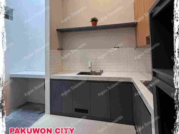 Rumah BARU Pakuwon City dkt Mulyosari Babatan Sutorejo Lebak Kenjeran