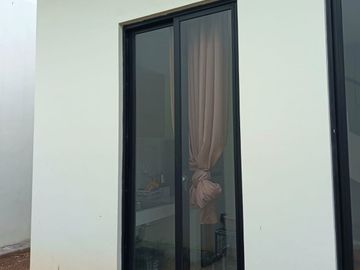 Disewakan Rumah Siap Huni Luas Murah Cluster Emily, Summarecon Bandung