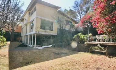 Casa de recuperación bancaria a la venta en  Fuentes del Pedregal, Ciudad de México.