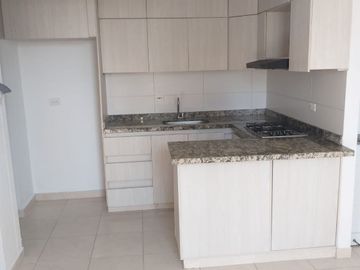 SE ARRIENDA APARTAMENTO DE 3 ALCOBA EN ALAMEDA-PRIMER PISO