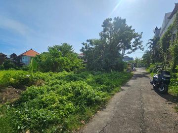 Tanah Kuwum Kerobokan Badung