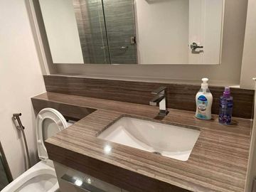 FOR SALE: High-Floor Fully Furnished Studio at The Proscenium at Rockwell | Makati