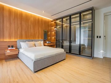 BEST DEAL SLOT IN TOKYO MANSION WITH  5 BEDROOMS TOILET AND BATH: 5 PARKING: 2 FURNISHING: FULLY-FURNISHED