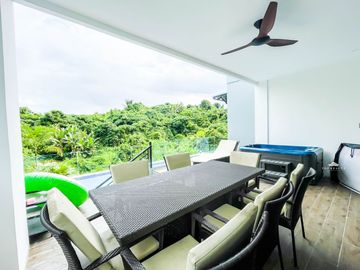 PRIME SLOT AVAILABLE IN AYALA WESTGROVE HEIGHTS INCLUDE THE 5 BEDROOMS TOILET AND BATH: 6 PARKING: 4 FURNISHING: FULLY-FURNISHED
