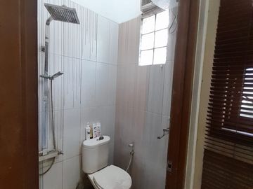 DIJUAL CEPAT RUMAH SIAP HUNI 2,5 LANTAI DEKAT AKSES TOL BUAHBATU KOTA BANDUNG