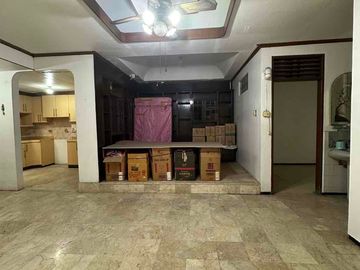 Dijual Cepat Rumah Huk di Cengkir Kelapa Gading