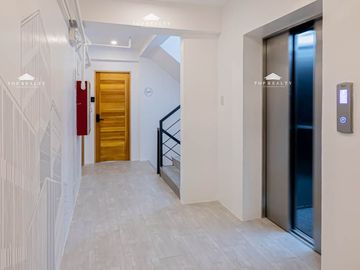 Canopy Commercial Building for Sale in Makati City