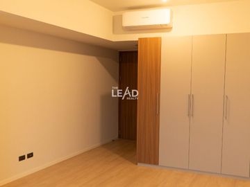 Facing Golf Shang Residences Wack Wack condo for sale 2 bedroom Shang condo for sale