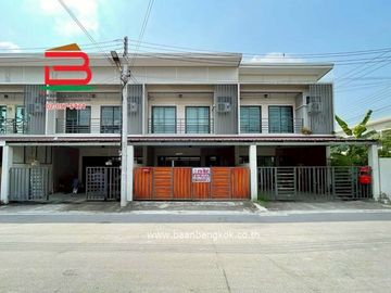 ทาวเฮ้าส์ 2 ชั้น รัชธานี 11 (ใกล้โรงพยาบาลมหาวชิราลงกรณธัญบุรี) เนื้อที่ 21.4 ตรว. ตำบลบึงน้ำรักษ์ อำเภอธัญบุรี จังหวัดปทุมธานี