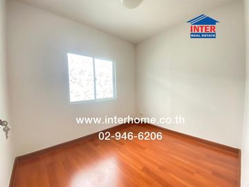 Two-story townhome, 17.6 sq.wah, Lalin Town Lio Wongwaen Lam Luk Ka-Khlong 6, near Lam Luk Ka Police Station, Lam Luk Ka Road, Wat Ket Prapha Road, La