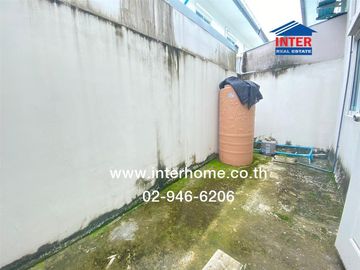 Two-story townhome, 17.6 sq.wah, Lalin Town Lio Wongwaen Lam Luk Ka-Khlong 6, near Lam Luk Ka Police Station, Lam Luk Ka Road, Wat Ket Prapha Road, La